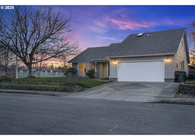 Property at 5219 Spring Leaf Ct N, Keizer, OR 97303, 4 beds, 3 baths