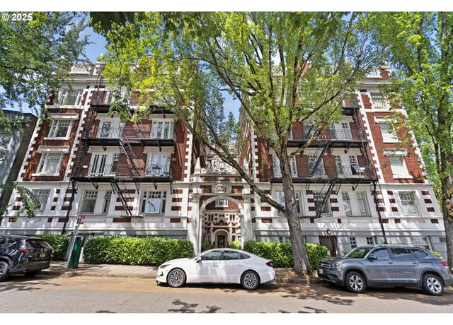Property at 1811 NW Couch St #210, Portland, OR 97209, 1 bed, 1 bath