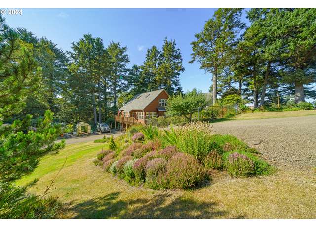 Property at 5840 8th St, Tillamook, OR 97141, 3 beds, 2 baths