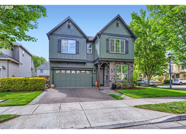 Property at 1037 SE Wenlock Ave, Hillsboro, OR 97123, 4 beds, 2.5 baths