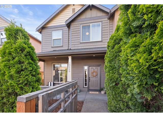 Property at 18450 Shadow Ridge Way, Oregon City, OR 97045, 2 beds, 2.5 baths