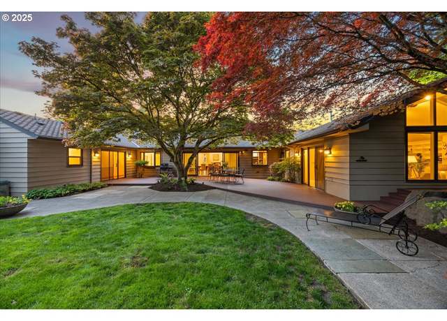 Property at 1270 SW Orinda Way, Portland, OR 97225, 5 beds, 3.5 baths