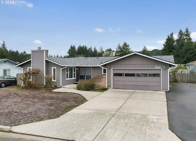 Property at 550 Evergreen Loop, Reedsport, OR 97467, 3 beds, 2 baths