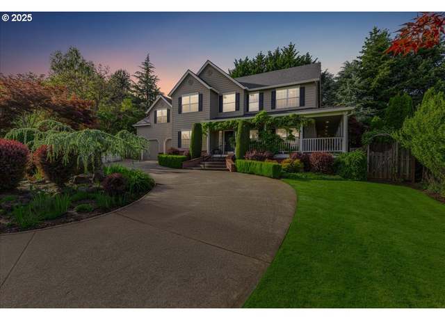 Property at 980 SW 7th St, Dundee, OR 97115, 4 beds, 2.5 baths