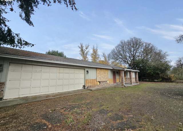 Property at 3249 Melrose Rd, Roseburg, OR 97471, 3 beds, 2 baths