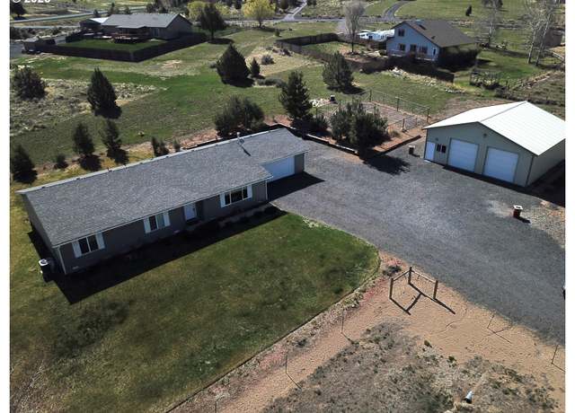 Property at 2275 SE Sagebrush Dr, Madras, OR 97741, 3 beds, 2 baths
