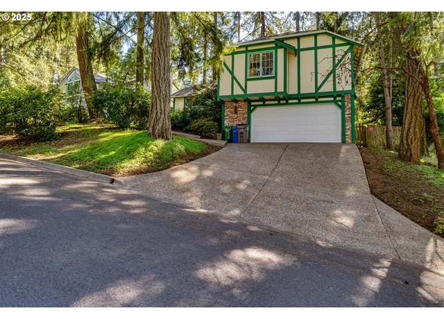 Property at 1700 Cameo Dr, Eugene, OR 97405, 3 beds, 2 baths