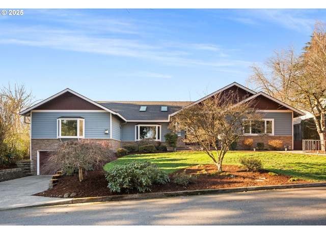 Property at 6507 SW 55th Dr, Portland, OR 97221, 5 beds, 2 baths