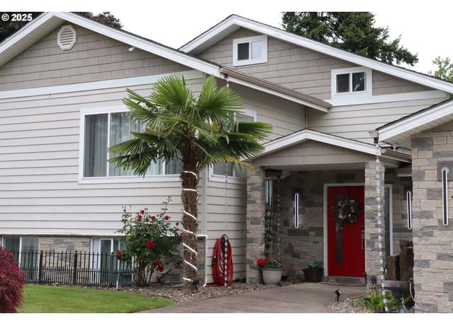 Property at 4718 NE 129th Ave, Vancouver, WA 98682, 5 beds, 3 baths