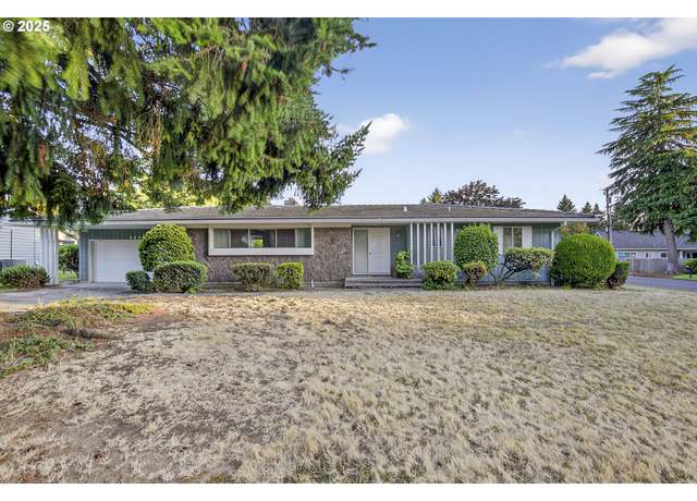 Property at 4501 Willamette Dr, Vancouver, WA 98661, 4 beds, 3 baths