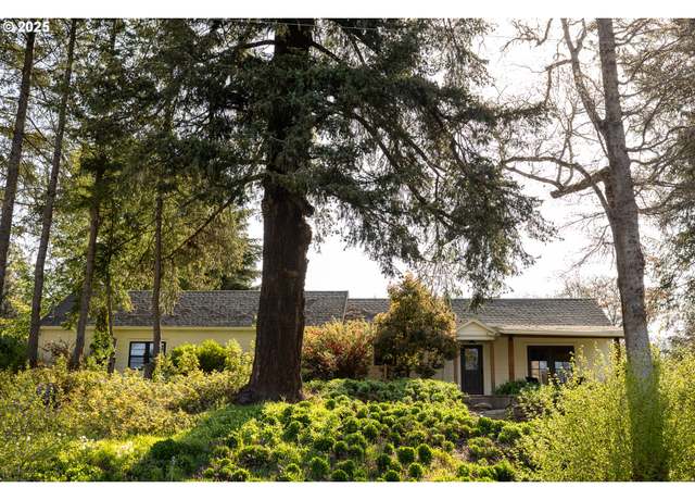 Property at 866 Highway 141, White Salmon, WA 98672, 8 beds, 8 baths