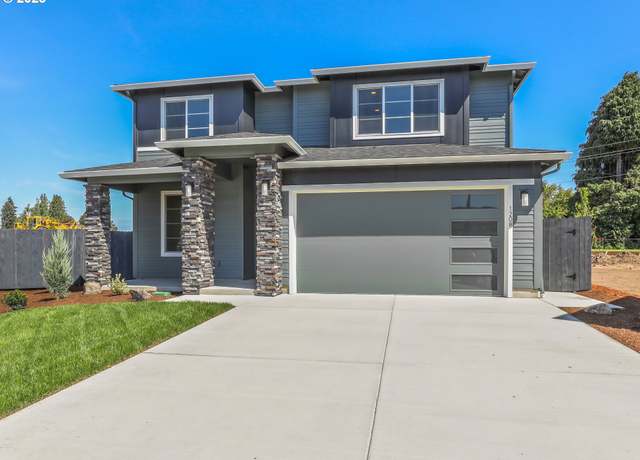 Property at 1208 N 44th Pl, Ridgefield, WA 98642, 4 beds, 2.5 baths