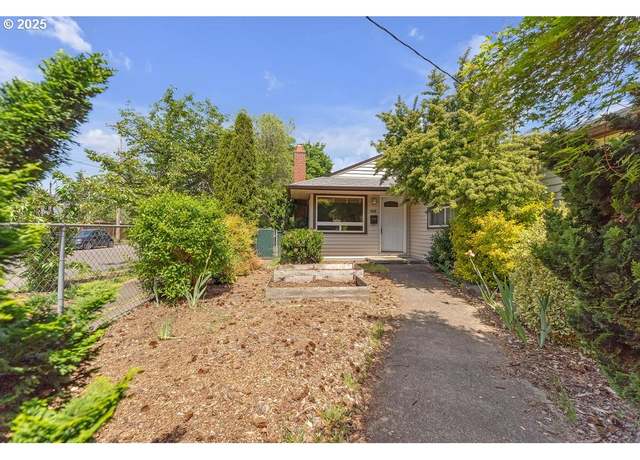 Property at 6505 SE Woodstock Blvd, Portland, OR 97206, 3 beds, 1 bath
