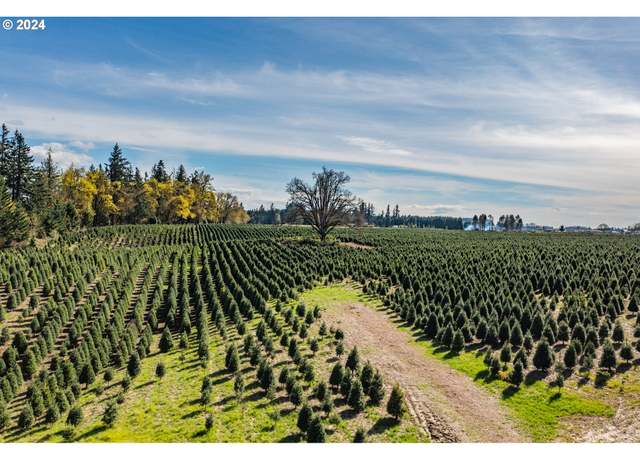 Property at 6150 S Miller Rd, Hubbard, OR 97032