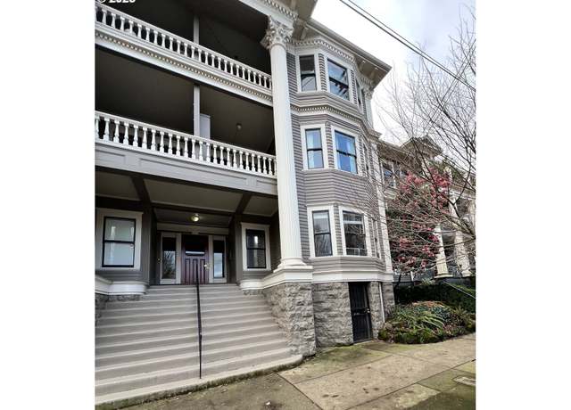 Property at 2046 NW Flanders St Unit 13-1, Portland, OR 97209, 1 bed, 1 bath