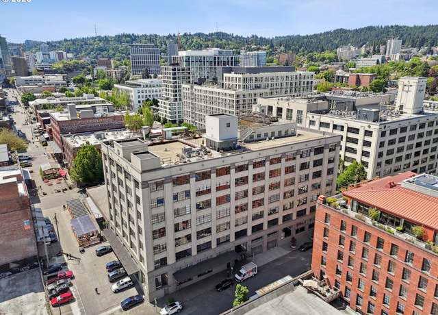 Property at 1314 NW Irving St #404, Portland, OR 97209, 1 bed, 1 bath