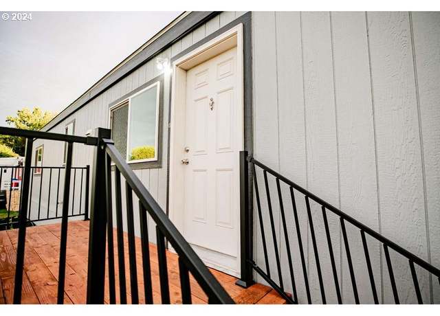 Property at 2801 SW Houtama Rd #45, Pendleton, OR 97801, 3 beds, 2 baths