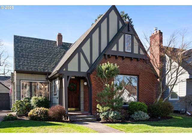 Property at 7115 N Chase Ave, Portland, OR 97217, 4 beds, 3 baths