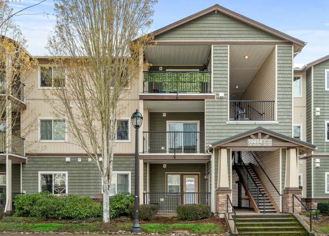 Property at 10654 NE Holly St #204, Hillsboro, OR 97006, 1 bed, 1 bath