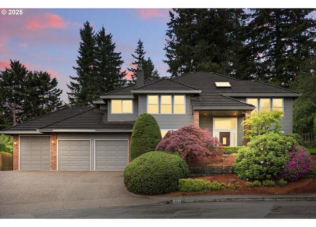 Property at 1324 Stonehaven Dr, West Linn, OR 97068, 4 beds, 2.5 baths