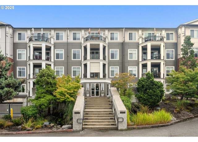 Property at 196 SE Spokane St #305, Portland, OR 97202, 2 beds, 2 baths