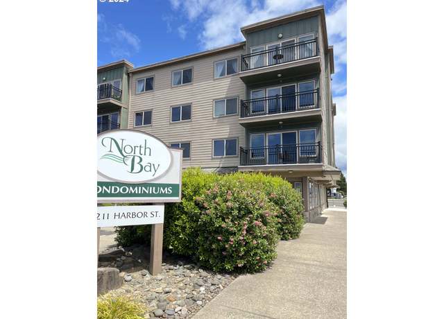 Property at 211 Harbor St #31, Florence, OR 97439, 3 beds, 2 baths