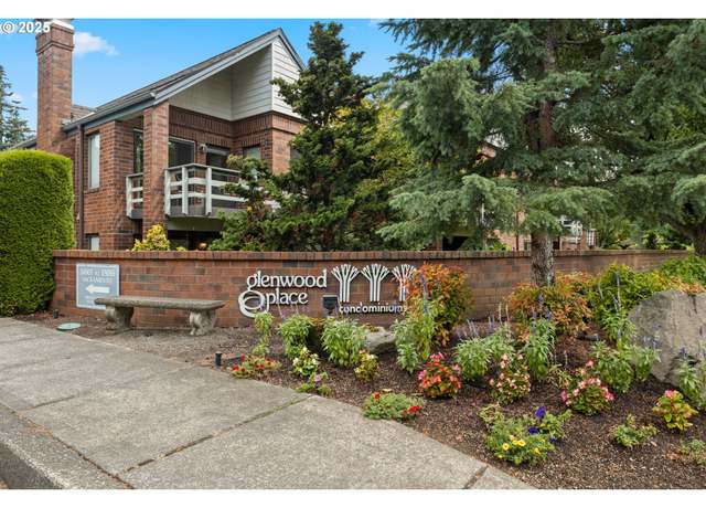 Property at 14915 NE Sacramento St #10, Portland, OR 97230, 2 beds, 2 baths