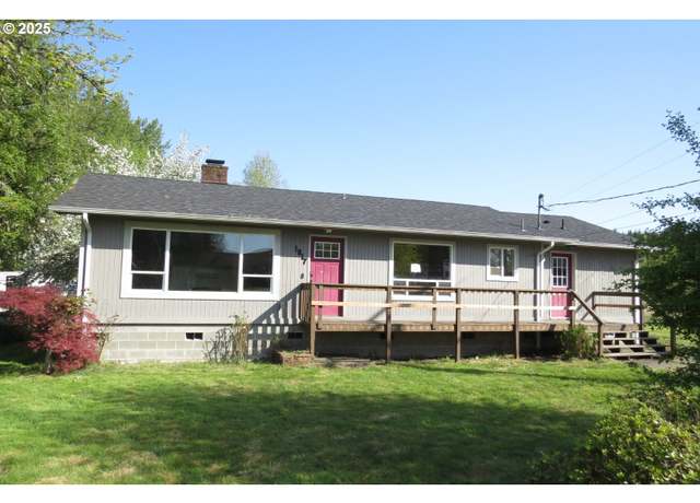 Property at 1817 Shamrock Dr, Centralia, WA 98531, 4 beds, 2 baths