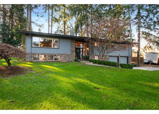Property at 519 NW 117th St, Vancouver, WA 98685, 5 beds, 3 baths