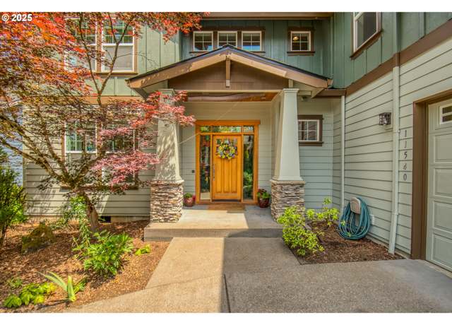 Property at 11540 SW 58th Ct, Portland, OR 97219, 4 beds, 2.5 baths