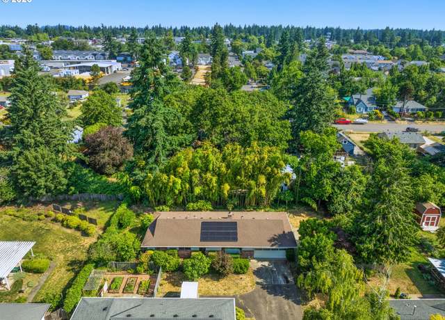 Property at 12449 SE Kelly St, Portland, OR 97236, 3 beds, 2 baths