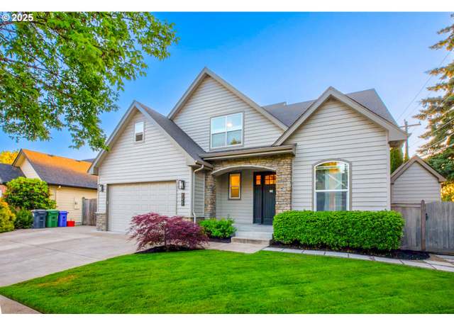 Property at 195 Daniel Dr, Eugene, OR 97404, 4 beds, 2.5 baths