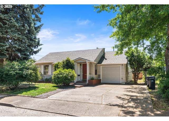 Property at 1249 Parker St, Springfield, OR 97477, 3 beds, 1 bath