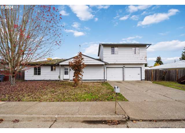 Property at 565 W Airway Rd, Lebanon, OR 97355, 4 beds, 2 baths