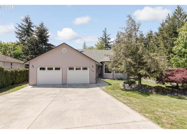 Property at 143 Greystone Rd, Kalama, WA 98625, 3 beds, 2 baths
