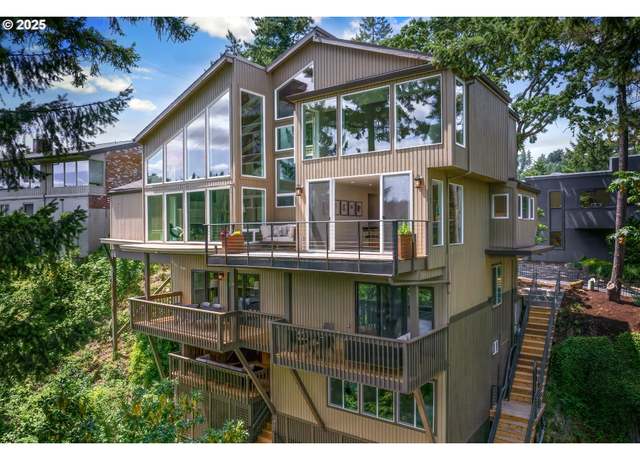 Property at 15400 Diamond Head Rd, Lake Oswego, OR 97034, 4 beds, 3.5 baths