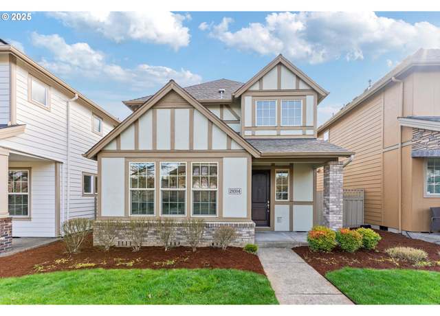Property at 29304 SW Brown Rd, Wilsonville, OR 97070, 4 beds, 3 baths