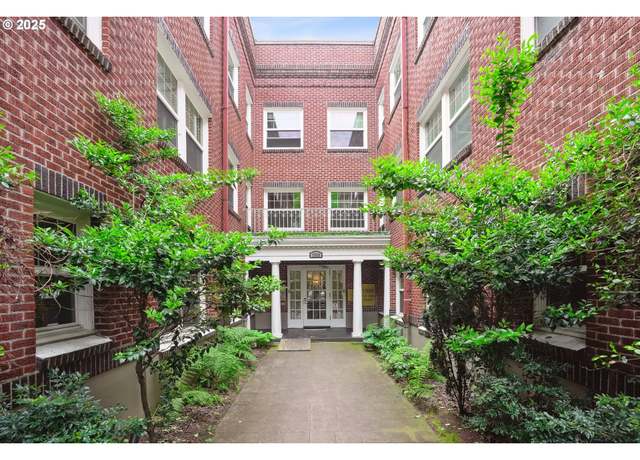 Property at 1509 NE 10th Ave #307, Portland, OR 97232, 1 bed, 1 bath