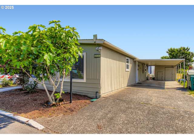 Property at 17640 SW Declaration Way, Beaverton, OR 97006, 3 beds, 2 baths