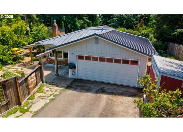 Property at 1378 SW Taylors Ferry Ct, Portland, OR 97219, 3 beds, 2 baths