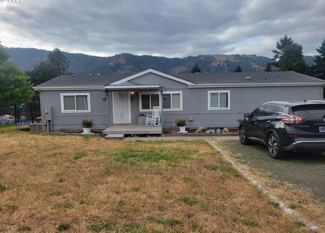 Property at 160 Broken Bow Ct, Myrtle Creek, OR 97457, 3 beds, 2 baths