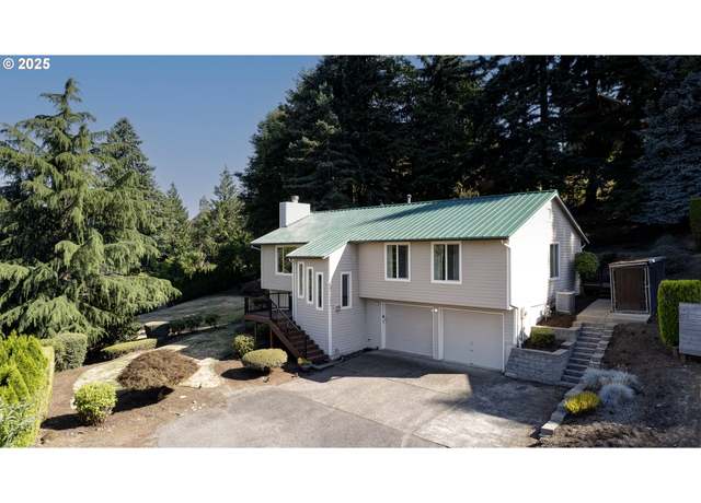 Property at 17304 Parkers Dr, Gladstone, OR 97027, 3 beds, 3 baths