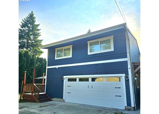 Property at 1433 SE 139th Ave, Portland, OR 97233, 4 beds, 2 baths