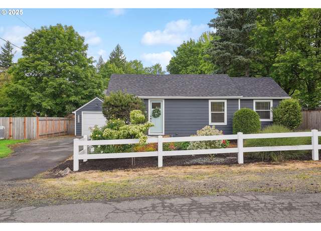 Property at 4803 SW Dickinson St, Portland, OR 97219, 3 beds, 1 bath