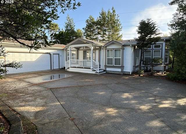 Property at 428 Sherwood Loop, Florence, OR 97439, 2 beds, 2 baths