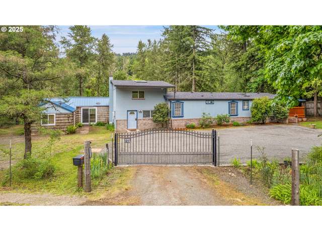 Property at 35558 S Dickey Prairie Rd, Molalla, OR 97038, 4 beds, 3 baths