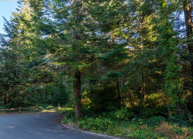 Property at 9th St NE Unit 7-10, Bandon, OR 97411