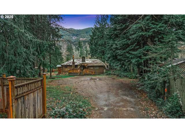 Property at 66561 E Mountain Air Dr, Welches, OR 97067, 3 beds, 1 bath