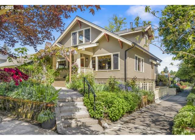 Property at 1635 NE Fremont St, Portland, OR 97212, 4 beds, 3 baths