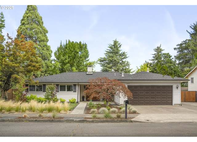 Property at 14425 NE Alton St, Portland, OR 97230, 3 beds, 2 baths